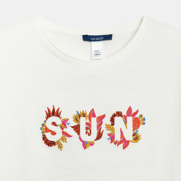 تيشيرت أبيض بأكمام قصيرة مطرزة، للفتيات